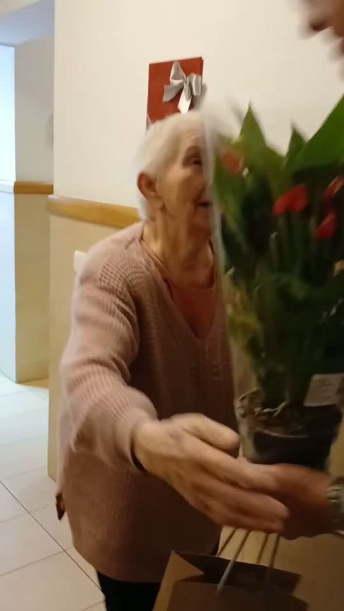 Nietypowy prezent na 88. urodziny Pani Elżbiety 🎉